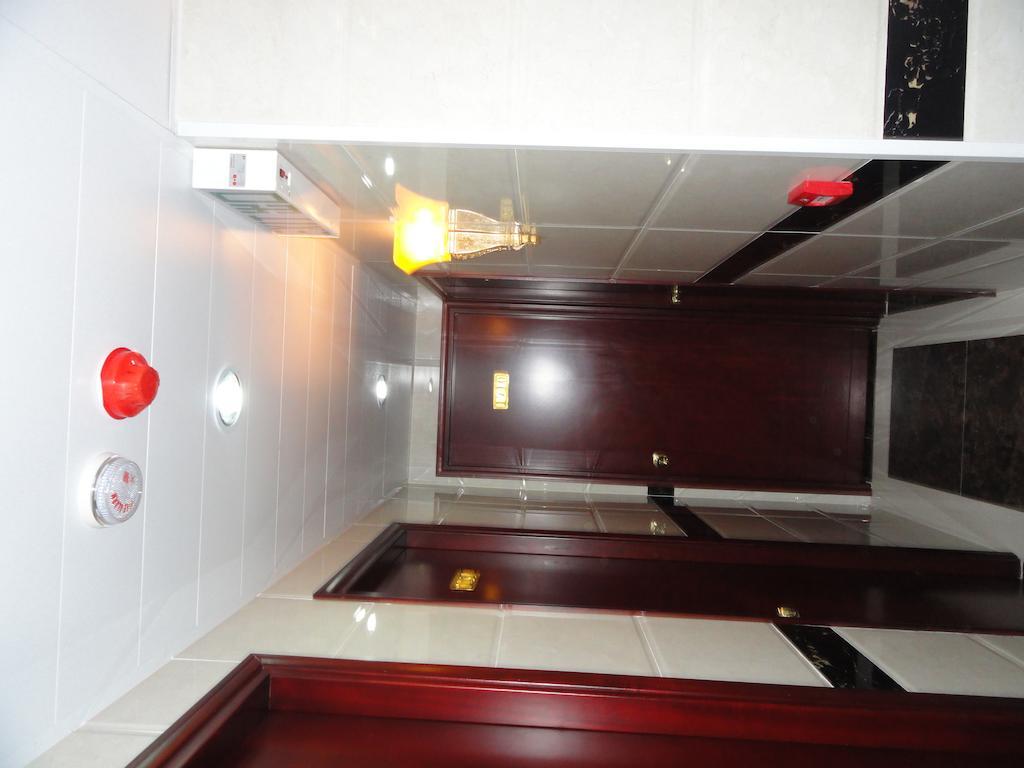 Reliance Inn Hongkong Buitenkant foto