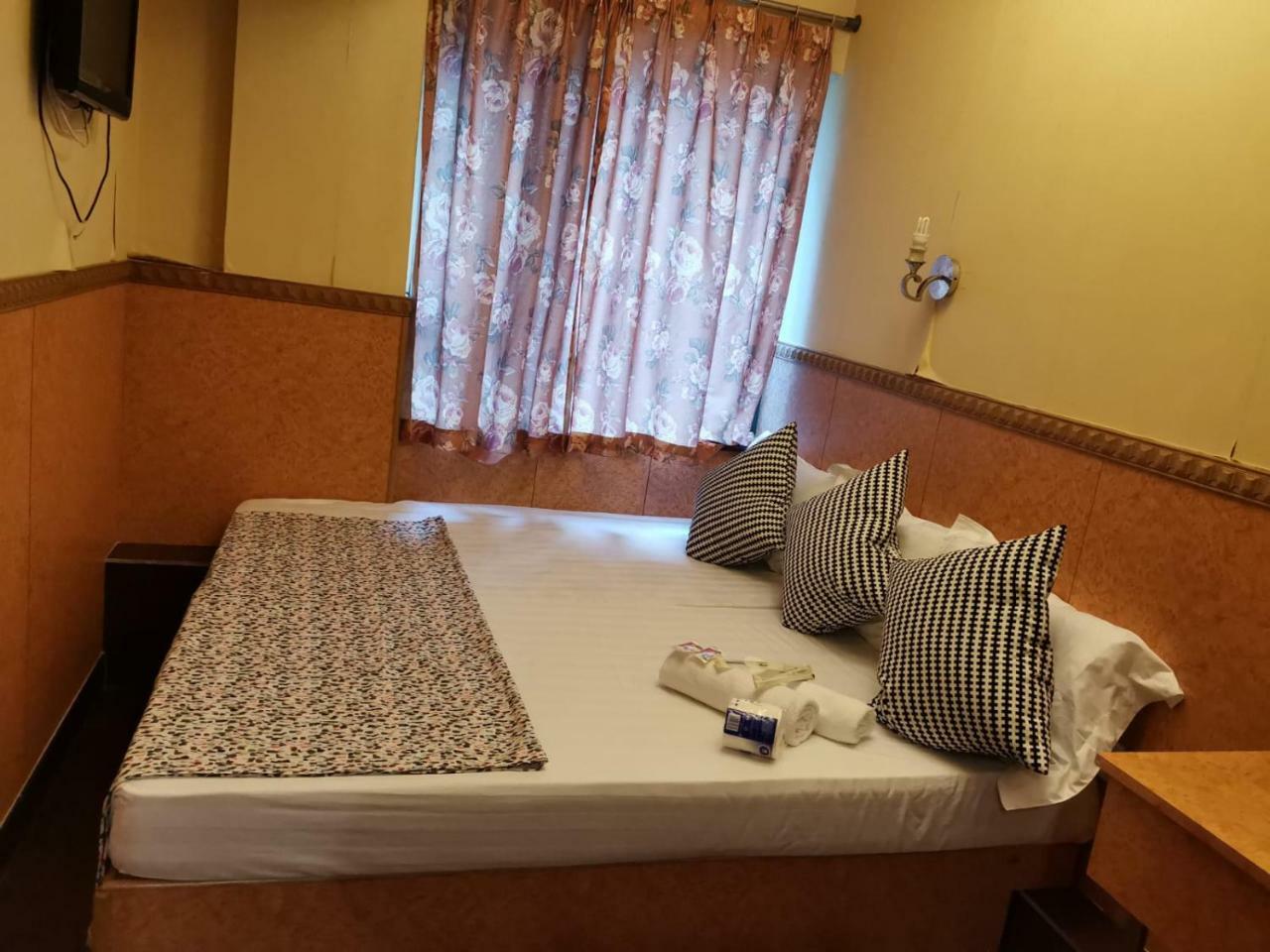 Reliance Inn Hongkong Buitenkant foto